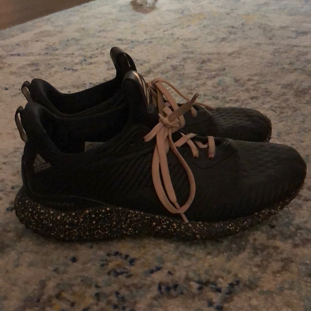 Adidas Alpha Bounce - size 7.5